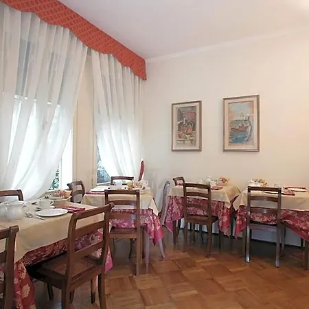 Ca' San Rocco לינה וארוחת בוקר 4*
