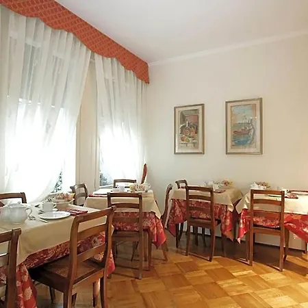 לינה וארוחת בוקר Ca' San Rocco ונציה